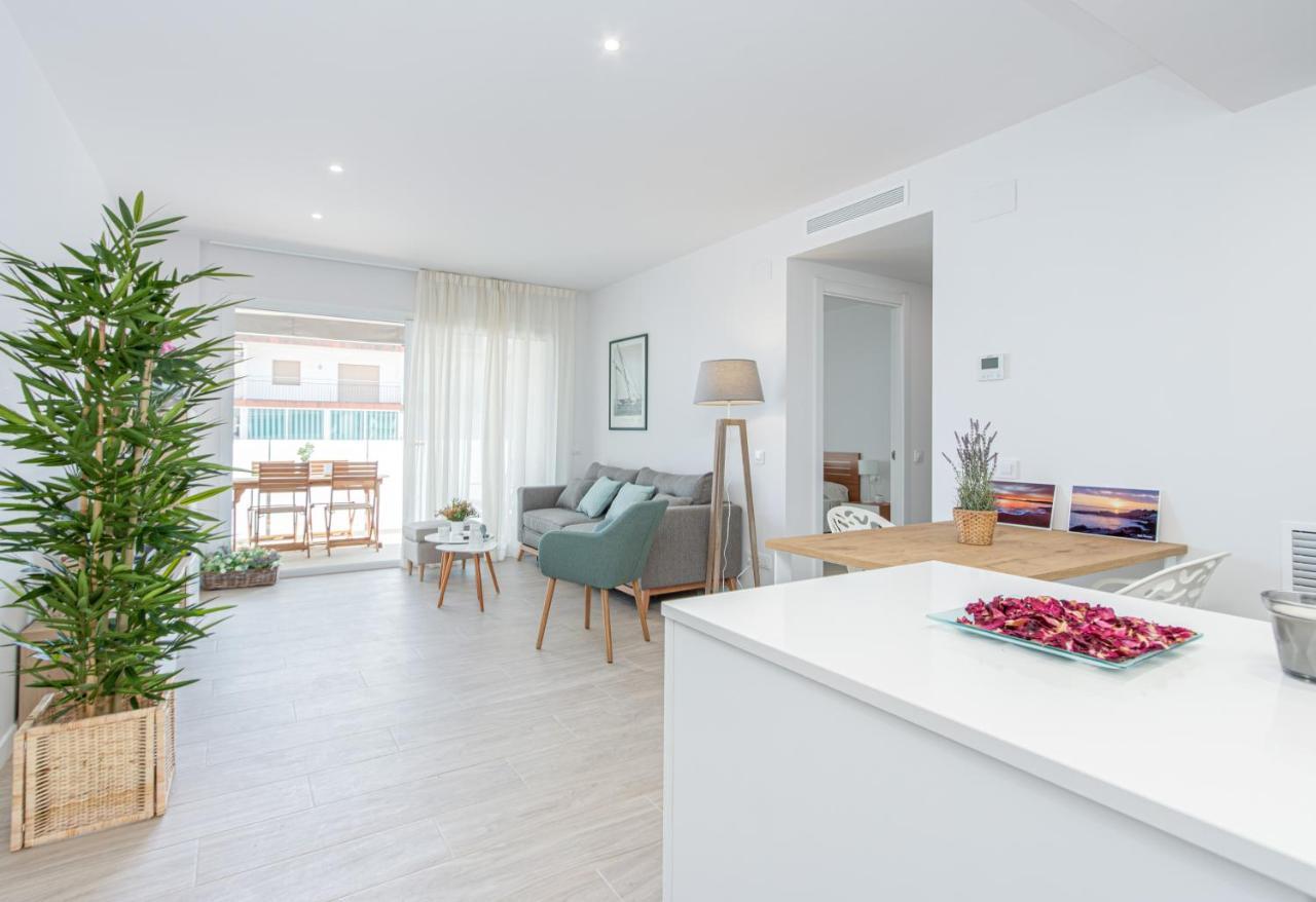 M A R I V E N T Suite With Bathroom And Terrace 50 M2 روساس المظهر الخارجي الصورة