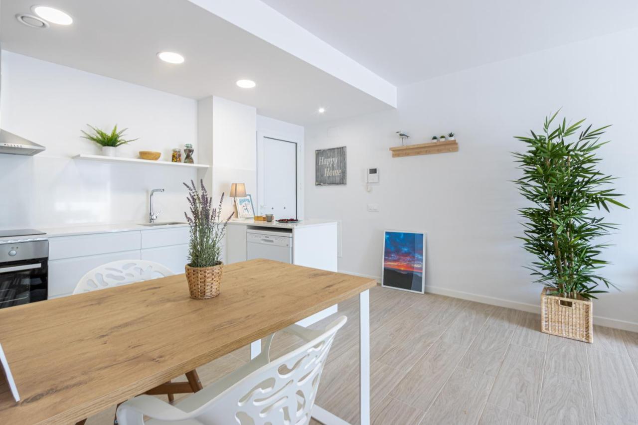 M A R I V E N T Suite With Bathroom And Terrace 50 M2 روساس المظهر الخارجي الصورة