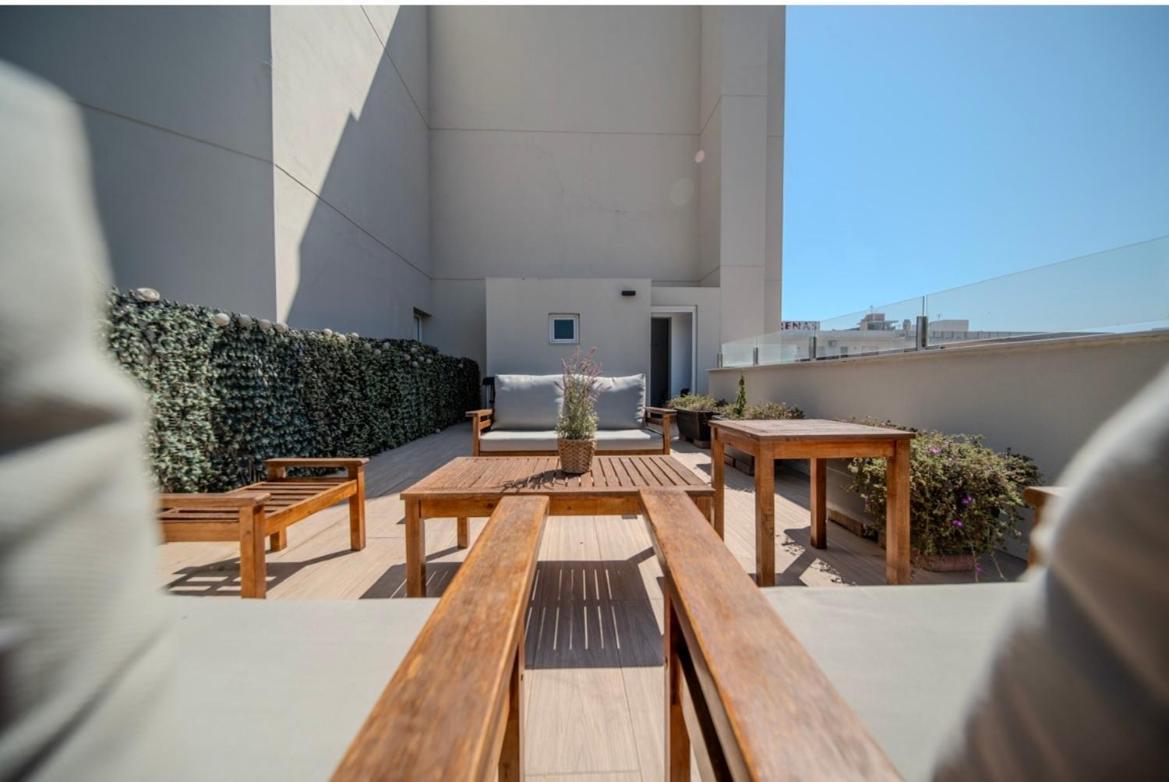 M A R I V E N T Suite With Bathroom And Terrace 50 M2 روساس المظهر الخارجي الصورة